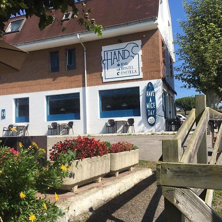 H.A.N.D Surf Hostel ラングレ エクステリア 写真
