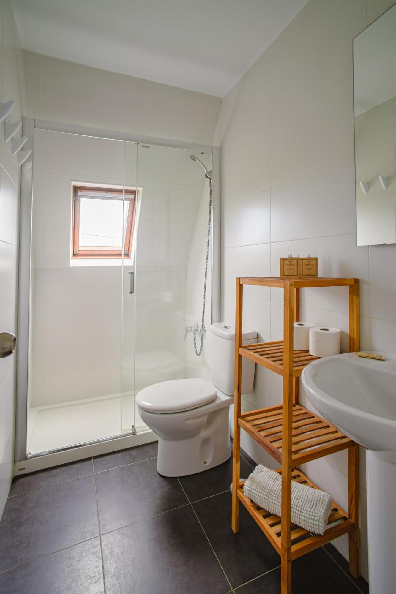 H.A.N.D Surf Hostel ラングレ エクステリア 写真