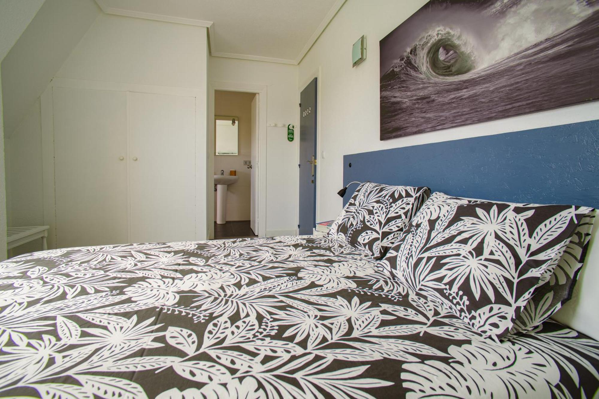 H.A.N.D Surf Hostel ラングレ エクステリア 写真